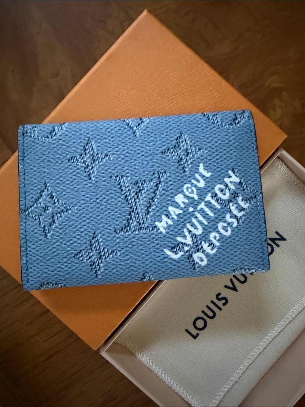 Louis Vuitton men’s blue slim card holder